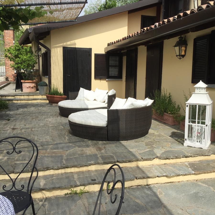 La Maragliana Aparthotel Castel Rocchero ภายนอก รูปภาพ
